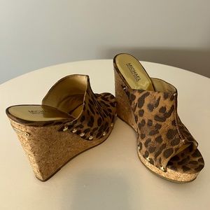 Michael Kors - Belinda Wedge 5” Leopard print leather. Sz10